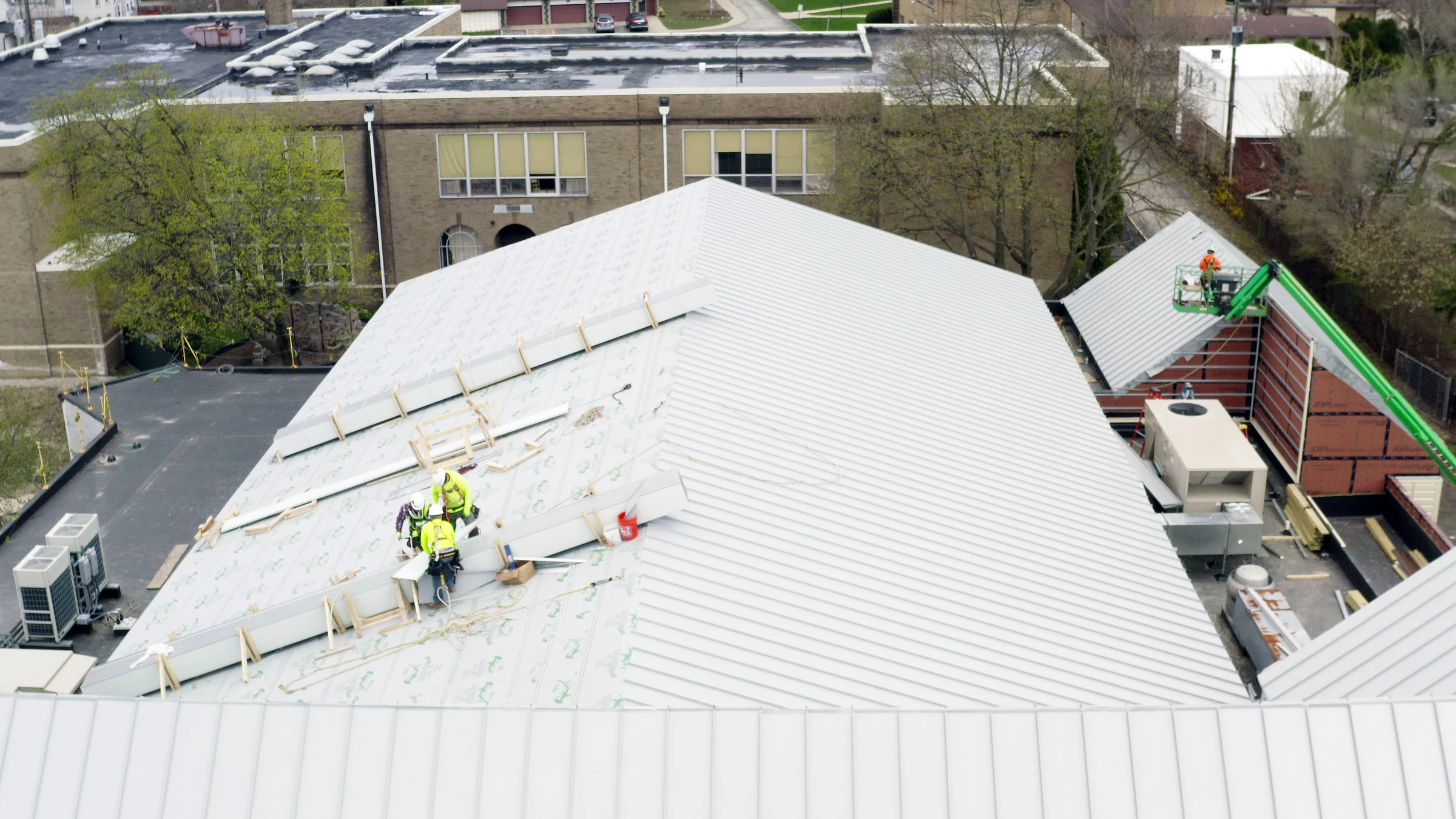 Standing Seam Metal for Snow Load and Curb Appeal Standing Seam Metal for Snow Load and Curb Appeal